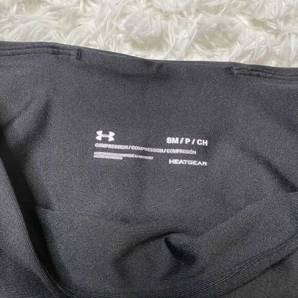 Under Armour Leggings Women's Small Black Compression HeatGear Crop Pocket - Picture 4 of 5